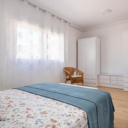 Apartamento Isbilya Sevilla Bagian luar foto