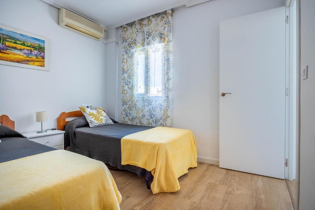 Apartamento Isbilya Sevilla Bagian luar foto