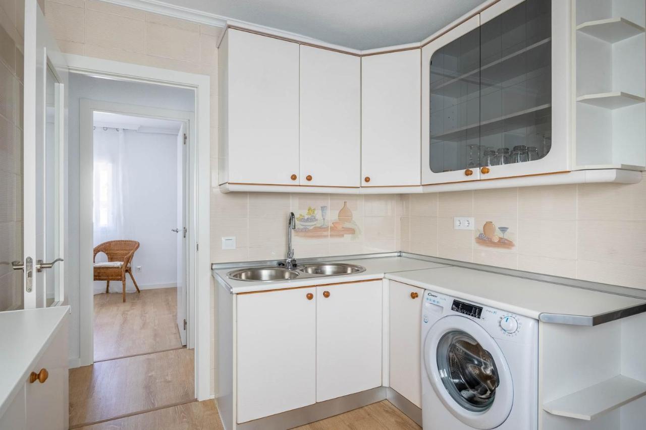 Apartamento Isbilya Sevilla Bagian luar foto